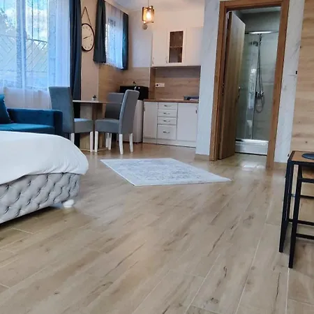 Lägenhet Sumski San 5 *