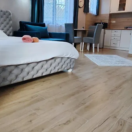 Sumski San 5 Lägenhet