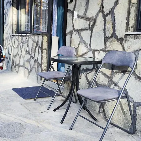 Sumski San 5 Lägenhet